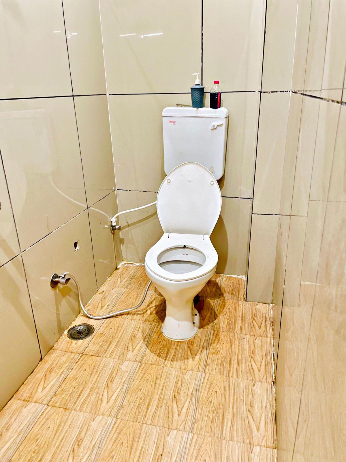 iYi Orchid Hotel AP inn - Washroom