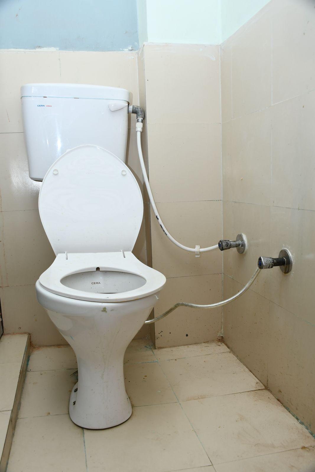 iYi Orchid Hotel Pushpak - Washroom