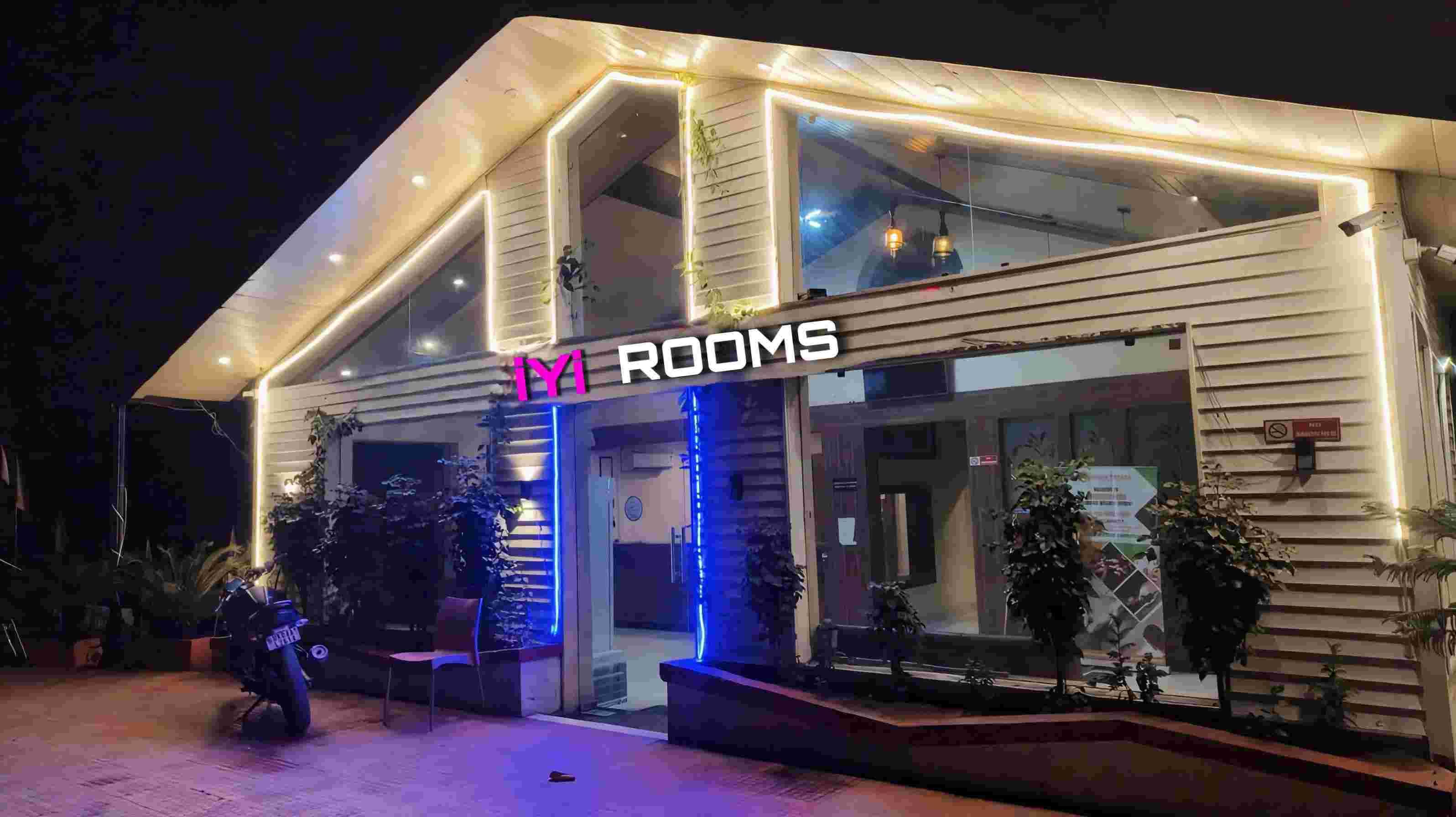 iYi Lavish  River View Resort - Facade