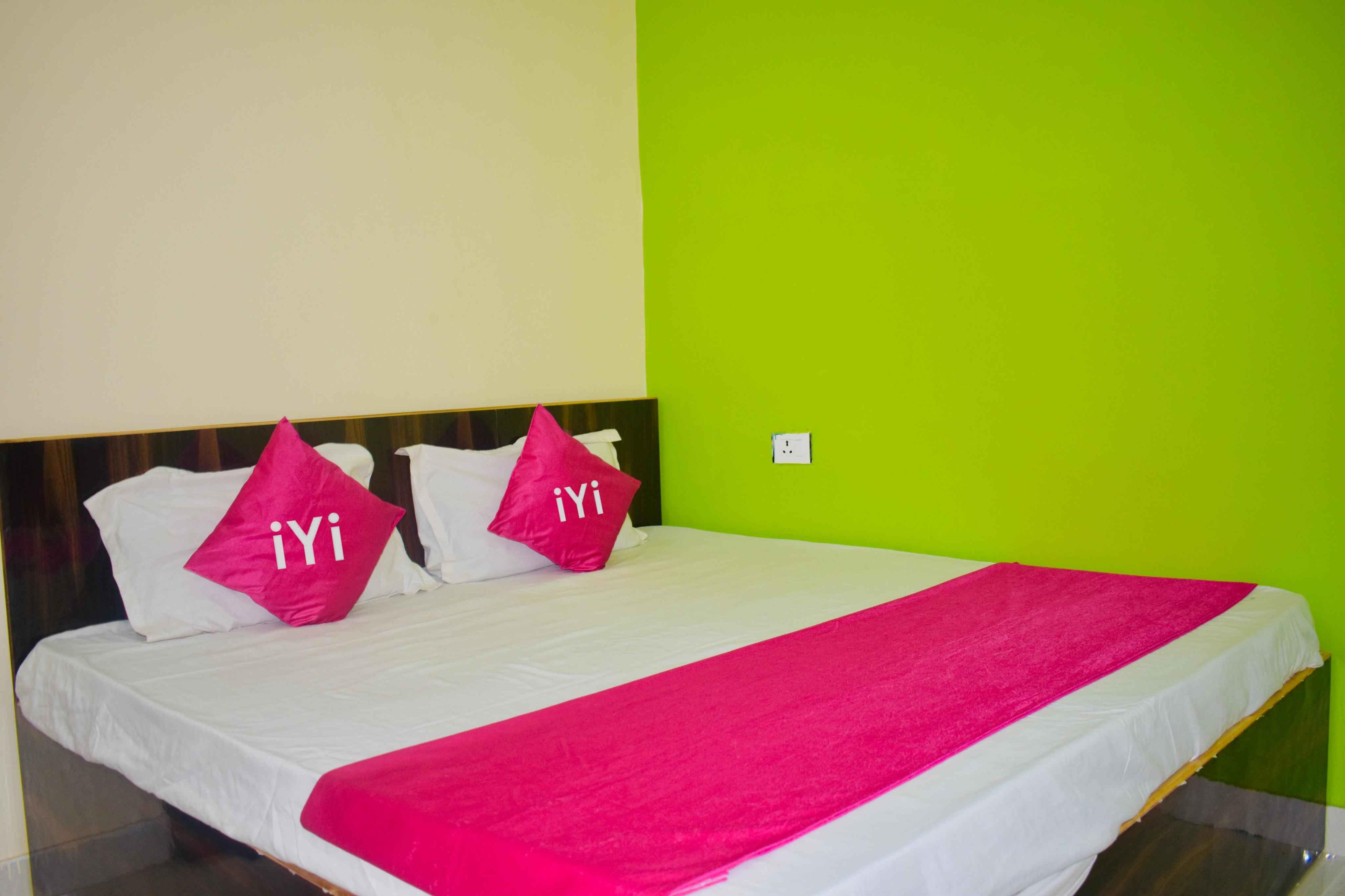 iYi Orchid Hotel AK Galaxy