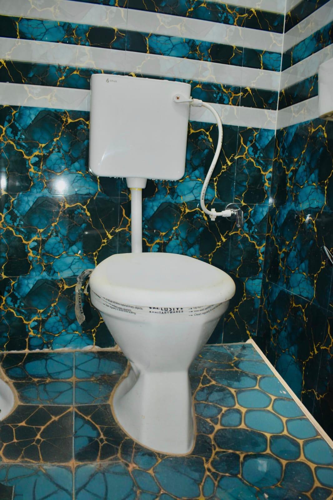 iYi Orchid Hotel AK Galaxy - Washroom