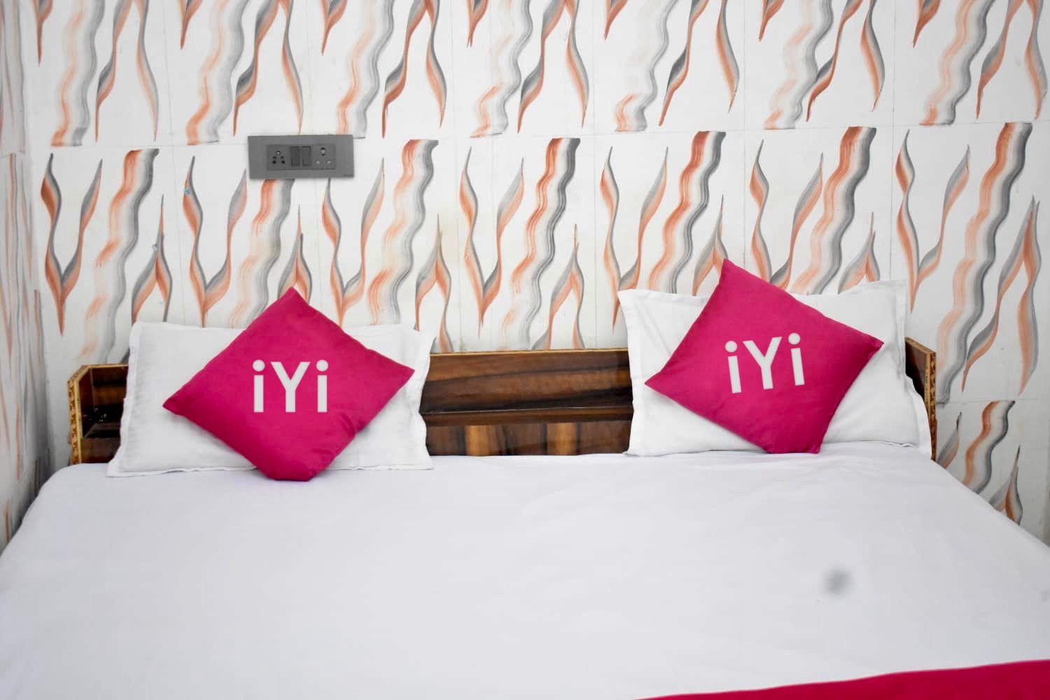 iYi Orchid Hotel S M Galaxy - Room