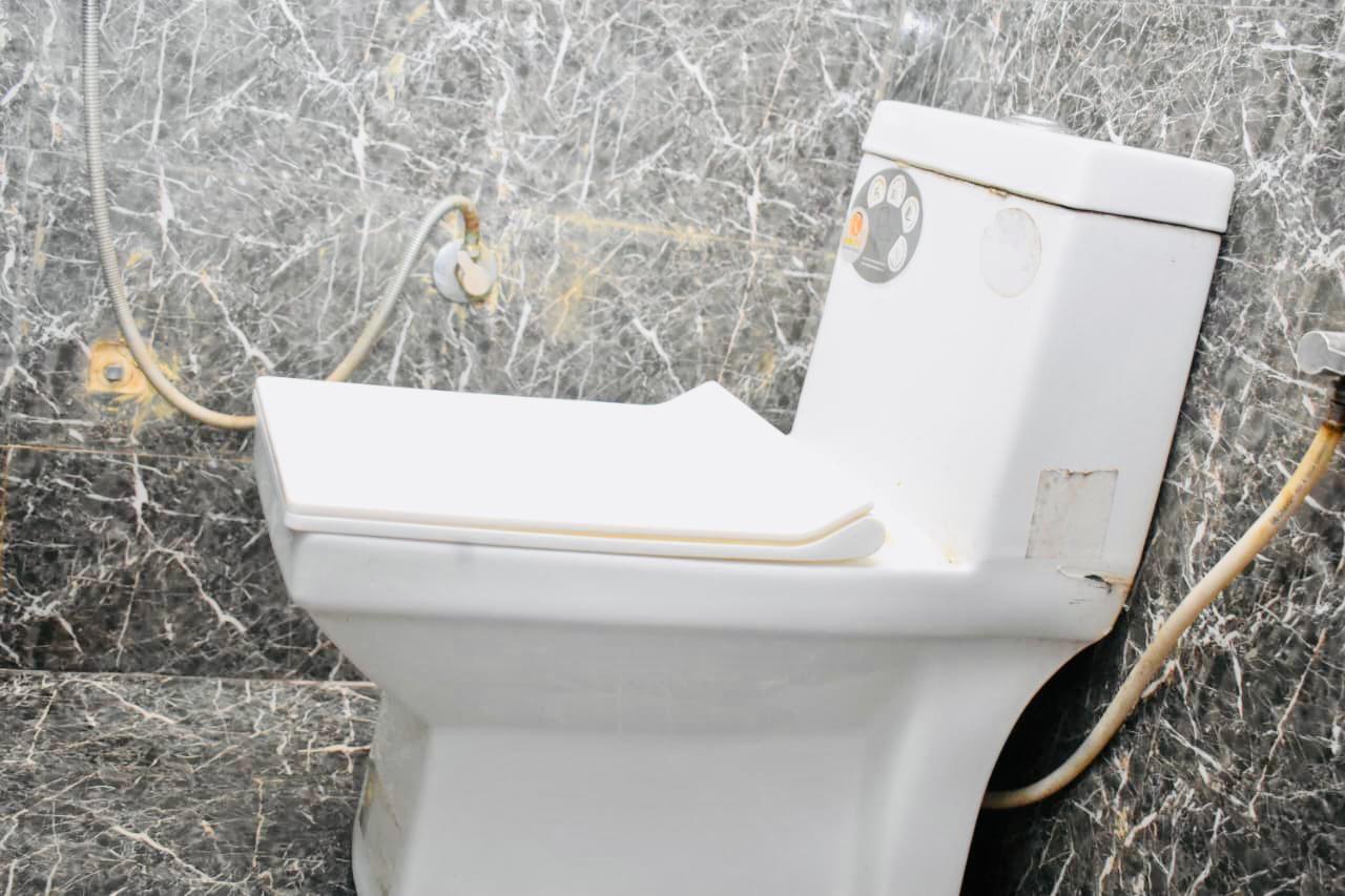 iYi Orchid Hotel Neelkanth - Washroom