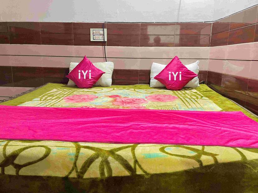 iYi Orchid Hotel Pari